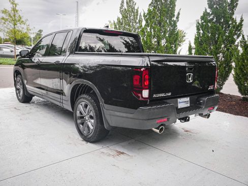 Used 2023 Honda Ridgeline Sport image 8