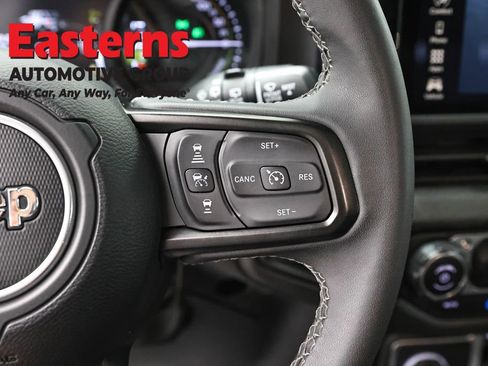 Used 2025 Jeep Wrangler Unlimited Sport S 4xe AWD/4WD image 16
