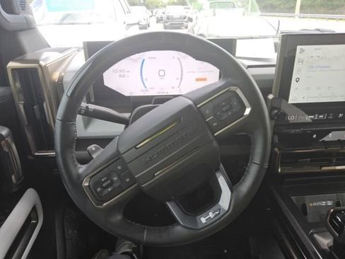 Used 2025 GMC Hummer EV 2X AWD/4WD image 7