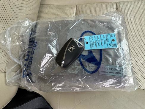 Used 2016 Hyundai Equus Signature image 59