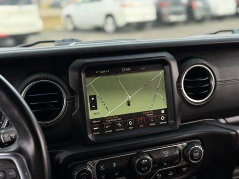 Used 2022 Jeep Wrangler Unlimited Sahara w/ Cold Weather Group image 3