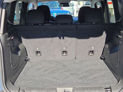 Certified 2023 Jeep Renegade Latitude AWD/4WD image 34
