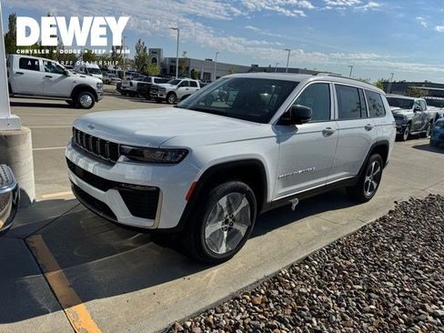 New 2026 Jeep Grand Cherokee L Limited AWD/4WD image 1