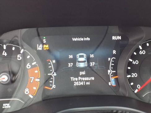 Certified 2022 Jeep Compass Latitude w/ Convenience Group image 20