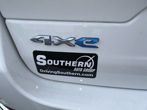 New 2024 Jeep Grand Cherokee Overland w/ Advanced Protech Group III AWD/4WD image 21