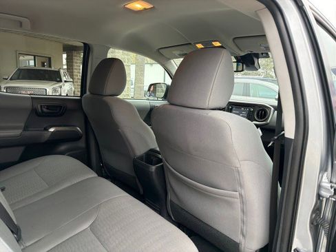 Used 2018 Toyota Tacoma SR5 image 26