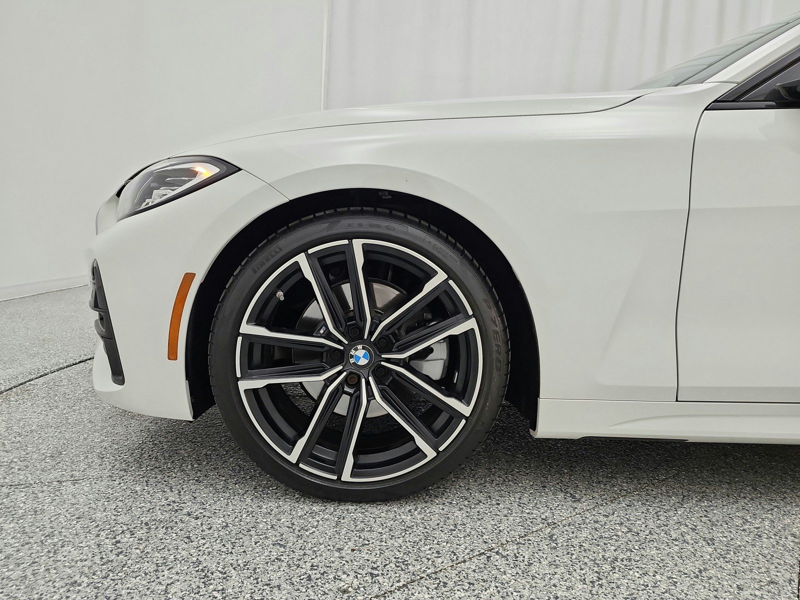 Used 2021 BMW 430i Coupe w/ M Sport Package RWD image 17