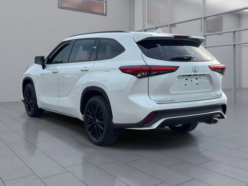 Used 2023 Toyota Highlander XSE image 5