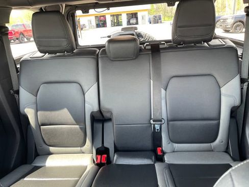 Used 2022 Ford Bronco Black Diamond w/ Sasquatch Package image 28