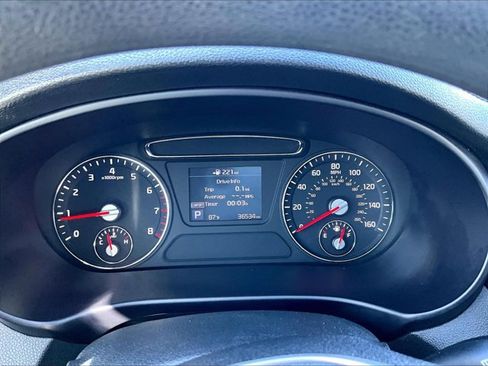 Used 2020 Kia Sorento LX FWD image 20