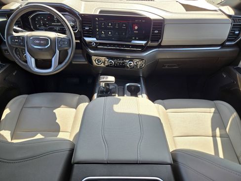 Used 2023 GMC Sierra 1500 SLT w/ SLT Premium Package AWD/4WD image 12