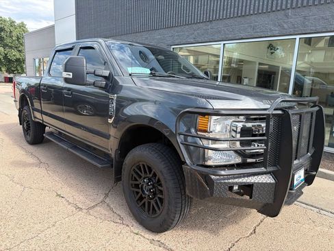 Used 2020 Ford F250 XL w/ STX Appearance Package AWD/4WD image 3