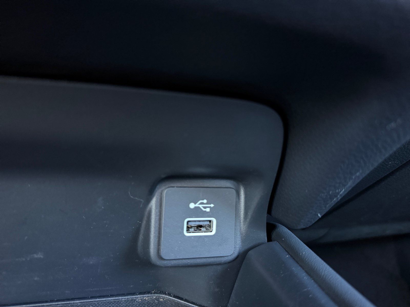 Used 2024 Honda HR-V LX image 13