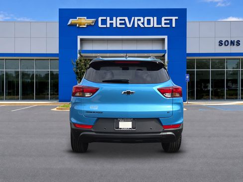 New 2026 Chevrolet TrailBlazer LT w/ Midnight Edition FWD image 6