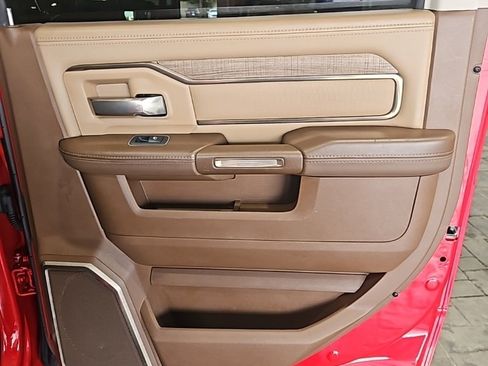 Used 2024 RAM 3500 Limited image 19