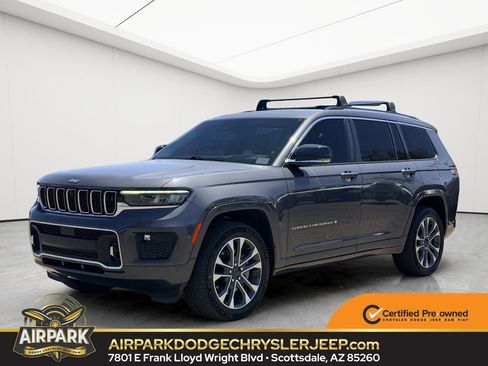 Used 2025 Jeep Compass Trailhawk AWD/4WD image 1
