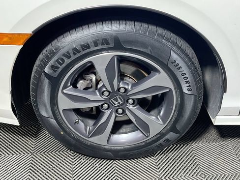 Used 2018 Honda Odyssey Touring image 34