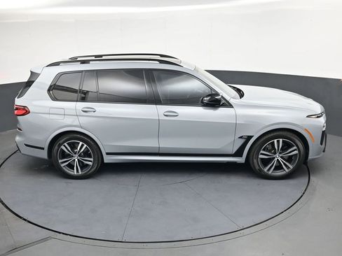 Used 2024 BMW X7 M60i AWD/4WD image 19