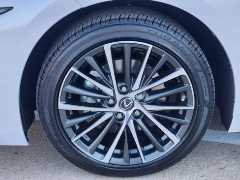 New 2025 Lexus ES 350 w/ Premium Package image 6