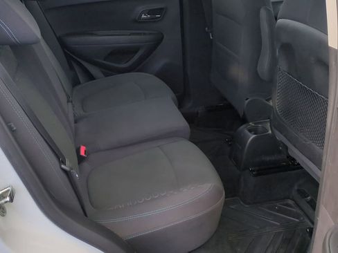 Used 2016 Chevrolet Trax LS image 21