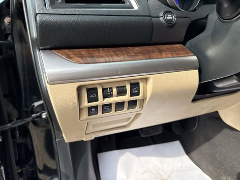 Used 2016 Subaru Outback 2.5i Limited w/ Popular Package #4 image 29