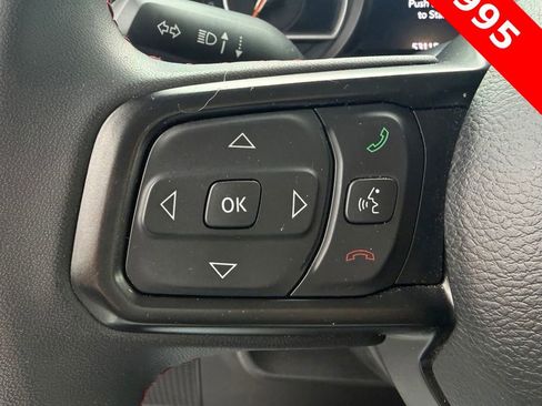 Used 2024 Jeep Wrangler Unlimited Rubicon image 14