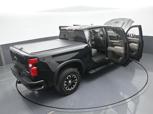 Used 2025 Chevrolet Silverado 1500 ZR2 w/ Technology Package image 81