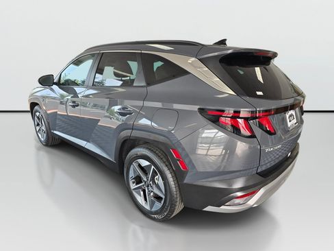 Used 2025 Hyundai Tucson SEL FWD image 5