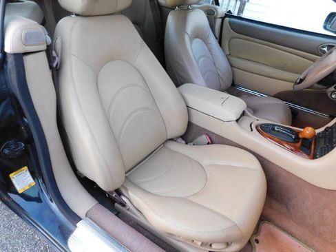 Used 2002 Jaguar XK8 Convertible image 15