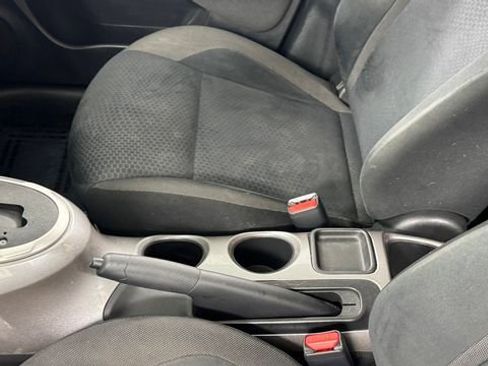 Used 2011 Nissan Juke SV FWD image 33