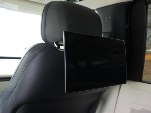 Used 2023 Land Rover Range Rover Long Wheelbase Autobiography image 26