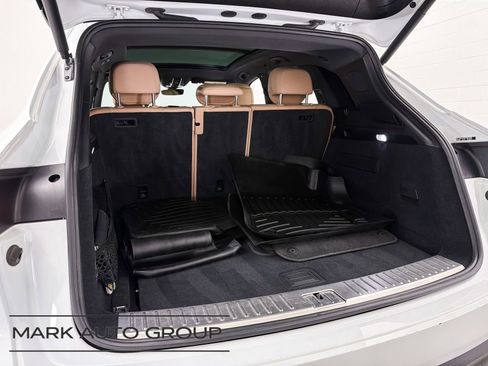 Used 2019 Porsche Cayenne S image 31