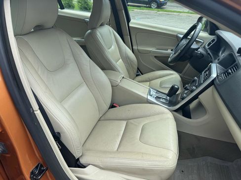Used 2011 Volvo S60 T6 AWD/4WD image 15