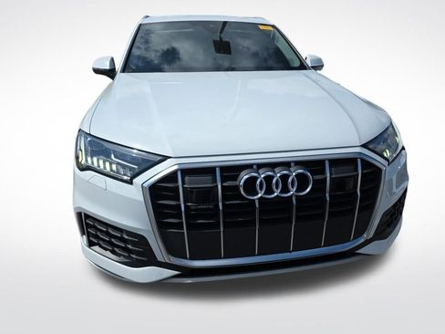 Used 2023 Audi Q7 3.0T Premium Plus w/ Premium Plus Package AWD/4WD image 3