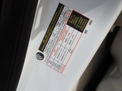 Used 2024 Nissan Ariya FWD image 29