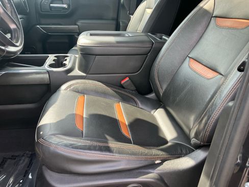 Used 2020 GMC Sierra 1500 AT4 w/ AT4 Premium Package AWD/4WD image 11