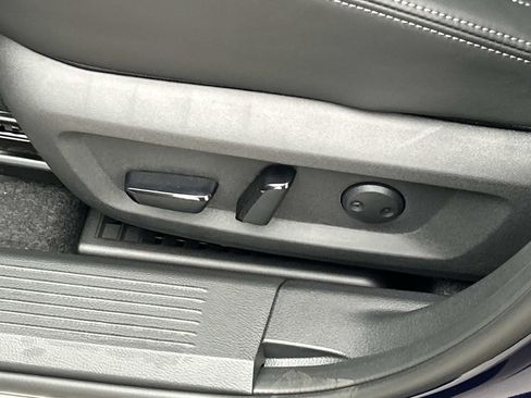 New 2026 Nissan Rogue Platinum w/ Platinum Premium Package AWD/4WD image 15