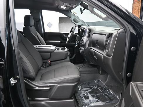 Used 2020 Chevrolet Silverado 1500 Custom Trail Boss w/ Custom Convenience Package AWD/4WD image 36