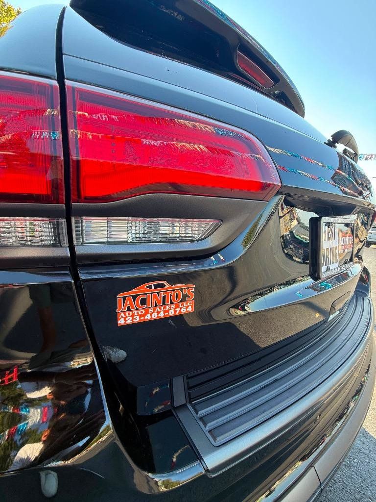 Used 2019 Jeep Grand Cherokee Limited X RWD image 7