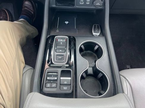 Used 2024 Honda Pilot Touring image 35