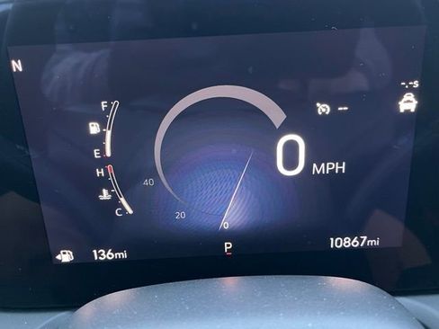 Used 2024 Buick Encore GX Sport Touring image 12