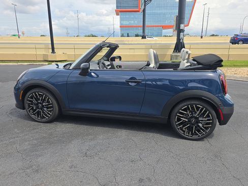 New 2026 MINI Cooper S image 5