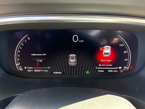 Certified 2025 Acura MDX w/ Technology Package image 27