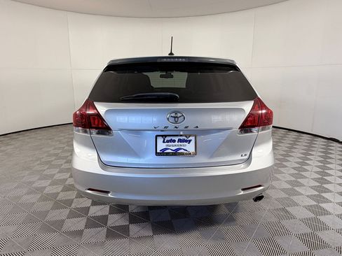 Used 2013 Toyota Venza LE w/ LE Convenience Pkg image 10