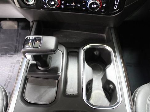 Used 2022 GMC Sierra 1500 SLT w/ SLT Convenience Package AWD/4WD image 36