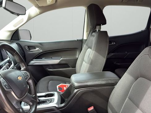 Used 2020 Chevrolet Colorado LT w/ LT Convenience Package image 14