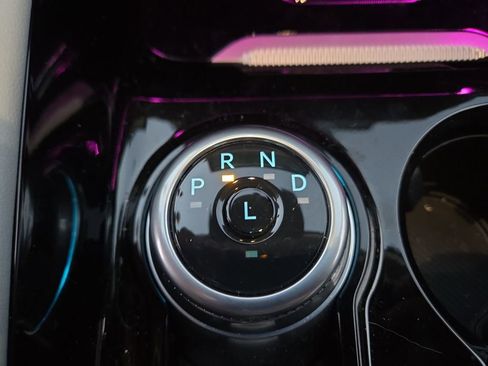 Used 2025 Ford Explorer Platinum w/ Ultimate Package image 23