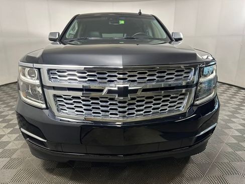 Used 2018 Chevrolet Suburban LT image 8