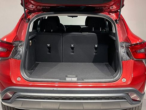 Used 2024 Chevrolet Trax LS w/ Driver Confidence Package image 5