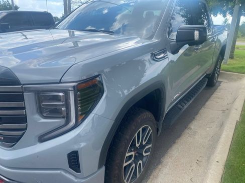 Used 2025 GMC Sierra 1500 AT4 w/ AT4 Premium Package AWD/4WD image 2